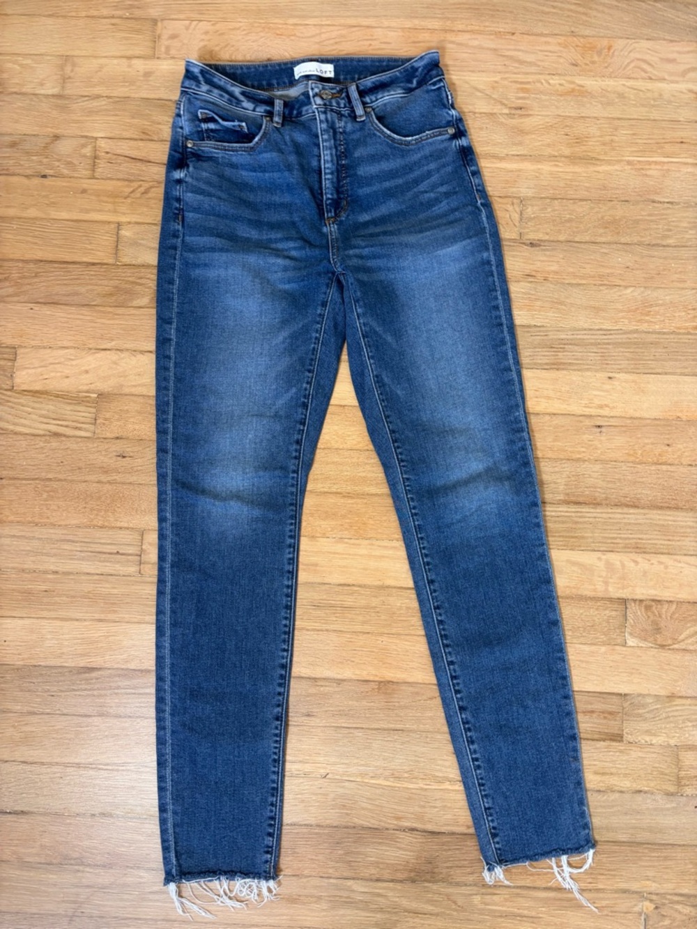 LOFT the curvy Skinny 26/2 medium wash